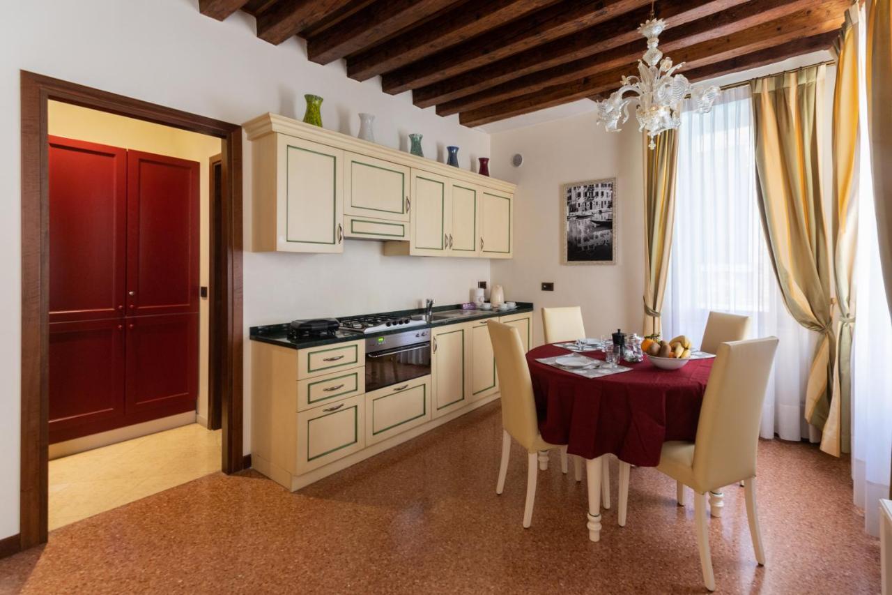 Ve-Nice Suite San Marco C4439 Βενετία Εξωτερικό φωτογραφία
